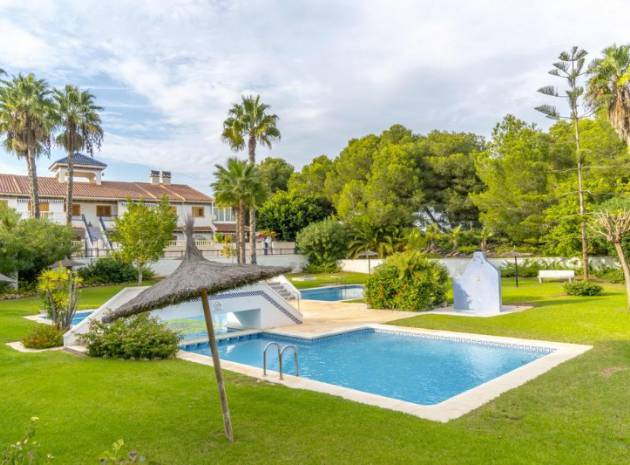 Resale - Apartment - Mil Palmeras - riomar