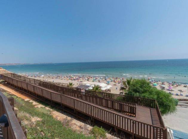 Resale - Apartment - Mil Palmeras - riomar