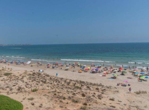 Resale - Apartment - Mil Palmeras - riomar