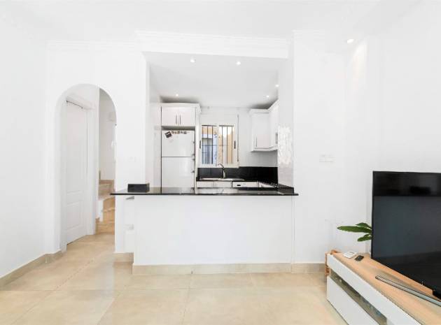 Resale - Villa - Villamartin - costa dorada