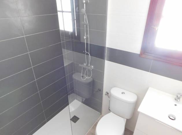 Resale - Townhouse - Villamartin - pueblo principe