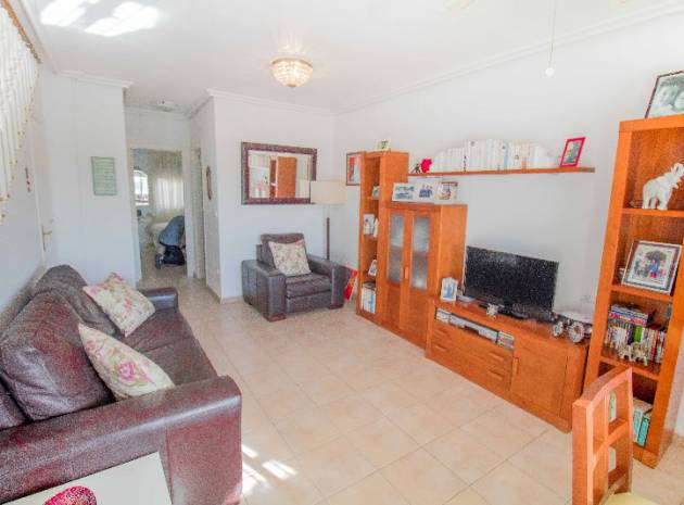 Resale - Townhouse - Los Montesinos - laguna green