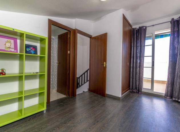 Återförsäljning - Radhus - Villamartin - verdemar