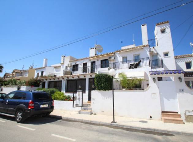 Resale - Townhouse - Villamartin - lomas del golf