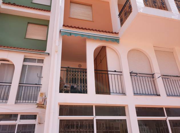 Resale - Apartment - Torrevieja - mar azul
