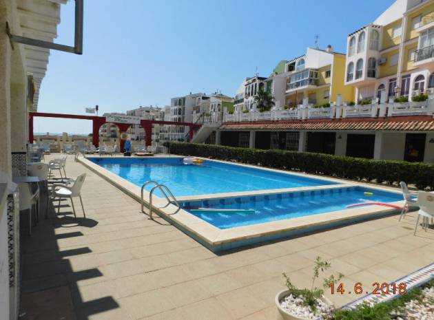 Resale - Apartment - Torrevieja - mar azul