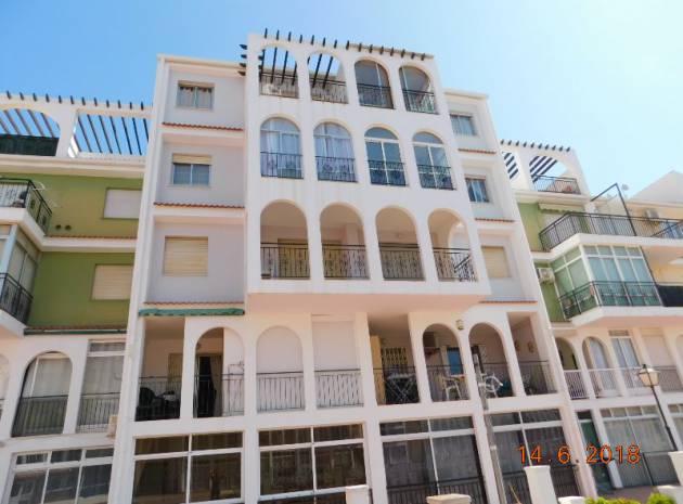 Resale - Apartment - Torrevieja - mar azul
