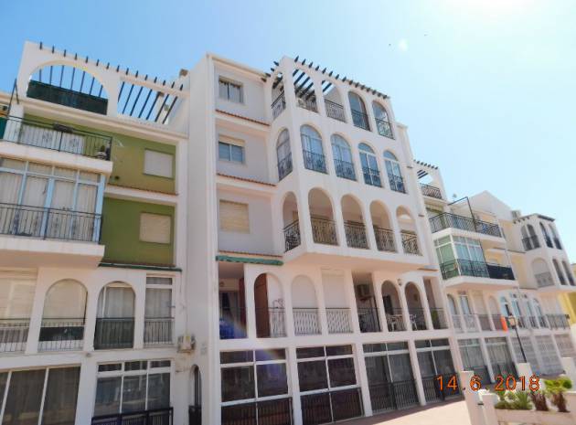 Resale - Apartment - Torrevieja - mar azul