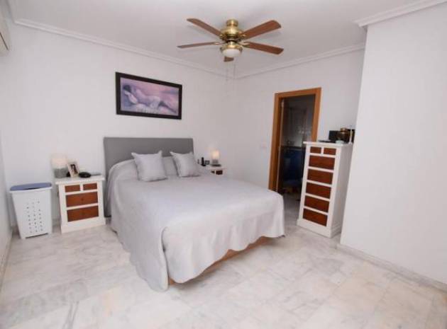 Resale - Villa - San Miguel de Salinas - La Canada