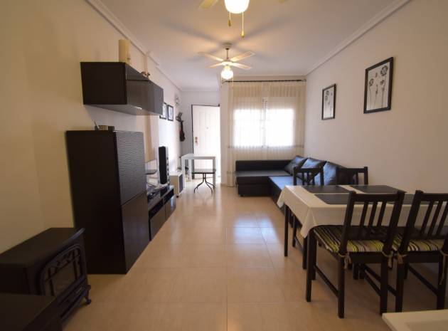 Resale - Apartment - Los Altos