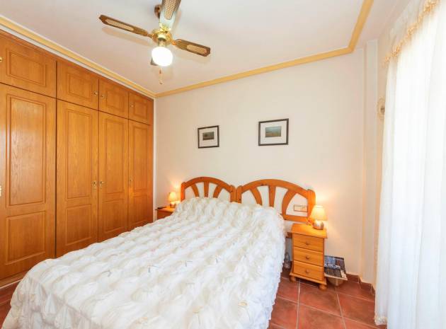 Resale - Townhouse - Playa Flamenca - las chismosas