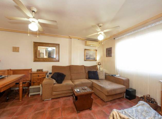 Resale - Townhouse - Playa Flamenca - las chismosas