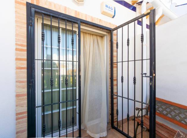 Resale - Townhouse - Playa Flamenca - las chismosas