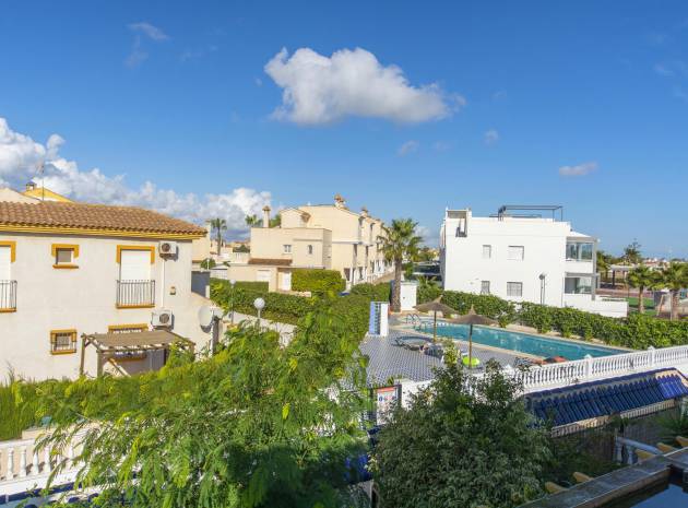 Resale - Townhouse - Playa Flamenca - las chismosas