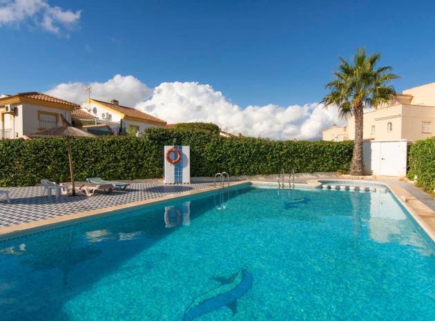 Resale - Townhouse - Playa Flamenca - las chismosas