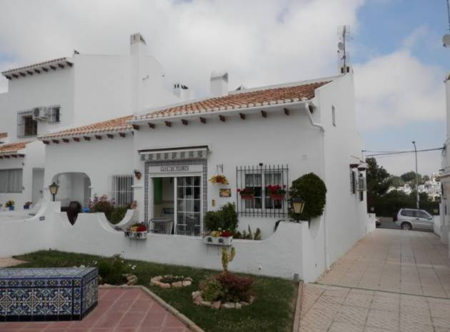 Resale - Townhouse - Villamartin - verdemar