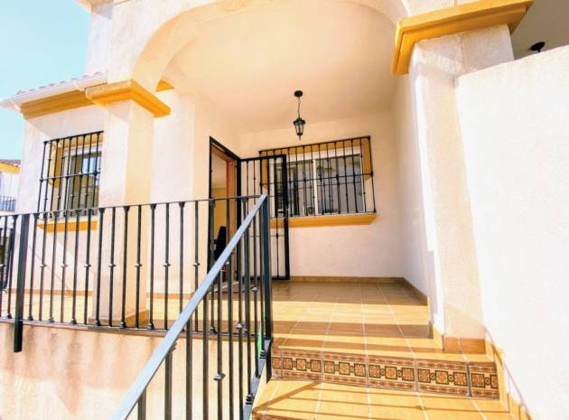 Resale - Townhouse - Los Altos - laderas del sol
