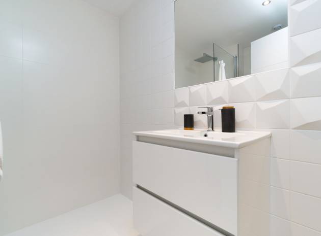 Nybyggnad - Lägenhet - Punta Prima - Costa Blanca South