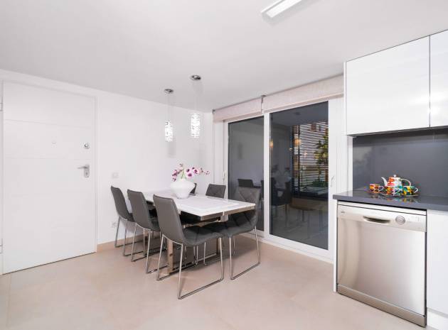 Nybyggnad - Lägenhet - Punta Prima - Costa Blanca South