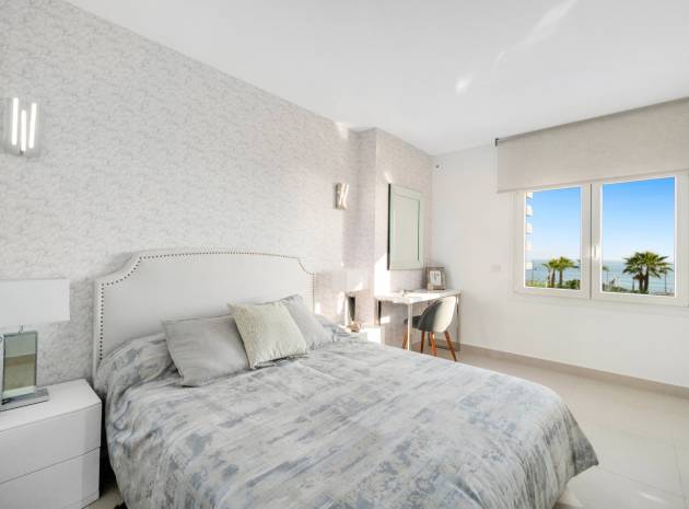 Nybyggnad - Lägenhet - Punta Prima - Costa Blanca South