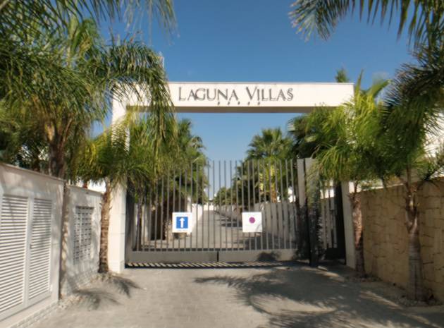 Återförsäljning - Villa - Ciudad Quesada - Dona Pepa