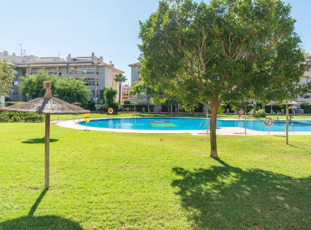 Resale - Apartment - Playa Flamenca - Laguna Golf