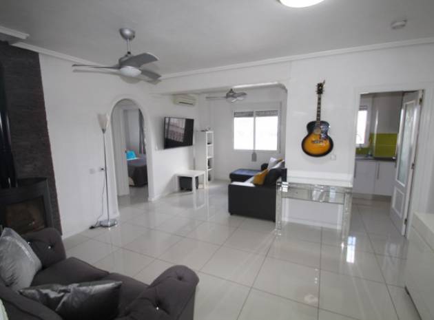 Resale - Villa - San Miguel de Salinas - Lake View Mansions