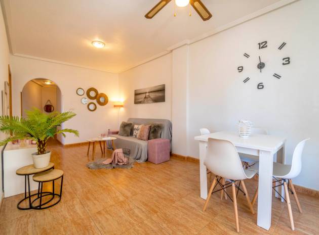 Resale - Apartment - Playa Flamenca - la mirada
