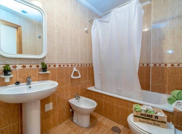 Resale - Apartment - Playa Flamenca - la mirada