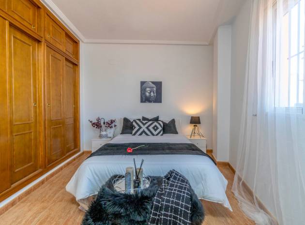 Resale - Apartment - Playa Flamenca - la mirada