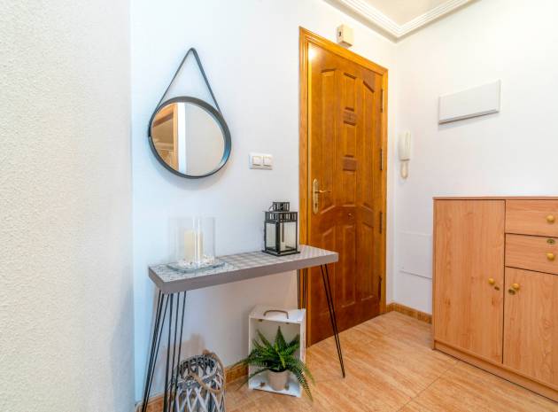 Resale - Apartment - Playa Flamenca - la mirada