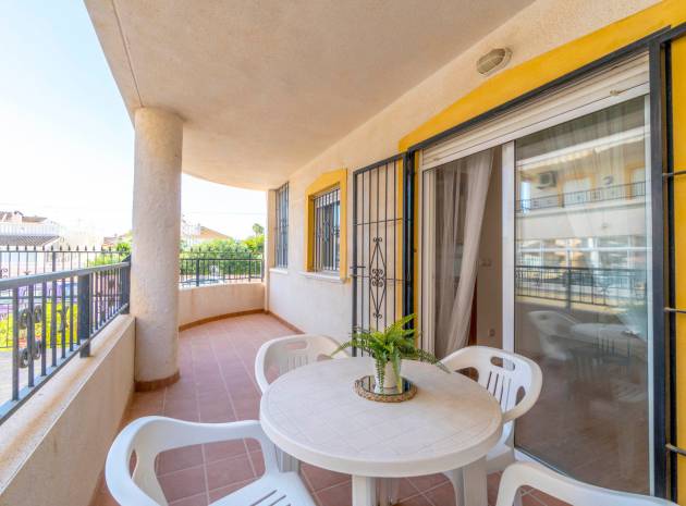 Resale - Apartment - Playa Flamenca - la mirada