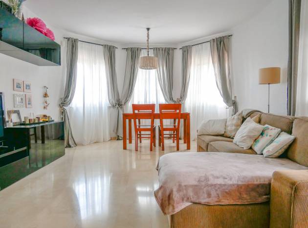 Resale - Villa - Playa Flamenca - La Rueda