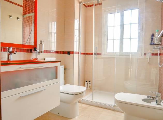 Resale - Villa - Playa Flamenca - La Rueda