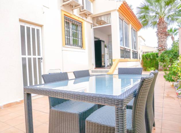 Resale - Villa - Playa Flamenca - La Rueda