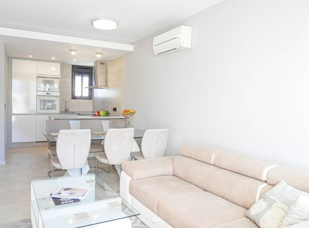 Återförsäljning - Lägenhet - Punta Prima - oasis beach