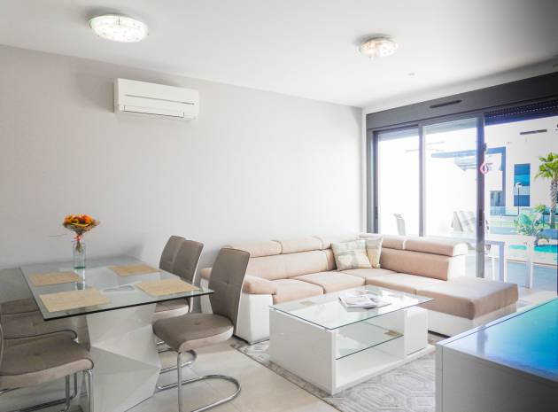 Återförsäljning - Lägenhet - Punta Prima - oasis beach