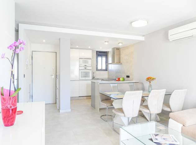 Återförsäljning - Lägenhet - Punta Prima - oasis beach