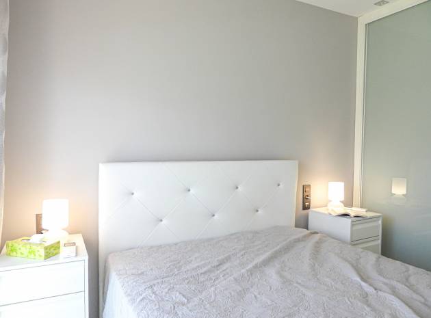 Återförsäljning - Lägenhet - Punta Prima - oasis beach