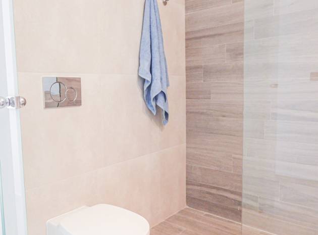 Återförsäljning - Lägenhet - Punta Prima - oasis beach