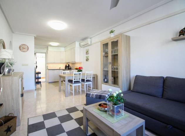 Resale - Townhouse - Los Altos - Res. Don Sancho