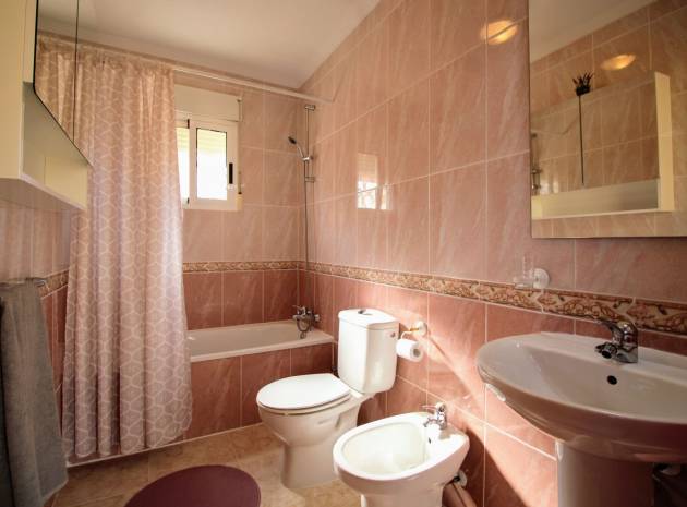 Resale - Townhouse - Los Altos - Res. Don Sancho