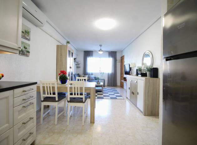 Resale - Townhouse - Los Altos - Res. Don Sancho