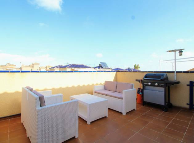 Resale - Townhouse - Los Altos - Res. Don Sancho