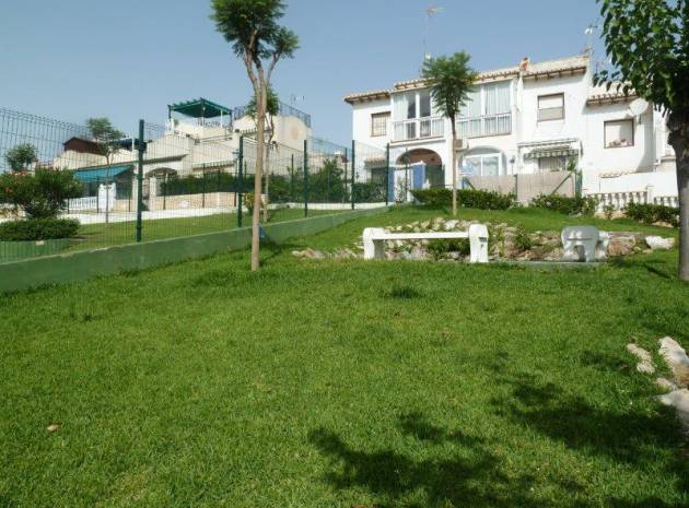 Återförsäljning - Villa - Los Balcones - lago jardin
