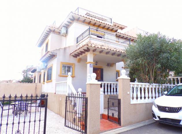 Resale - Villa - Villamartin - pinada golf