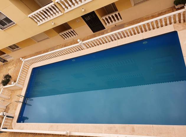 Resale - Apartment - Formentera del Segura