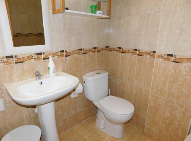 Resale - Apartment - Formentera del Segura