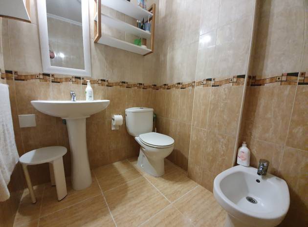 Resale - Apartment - Formentera del Segura