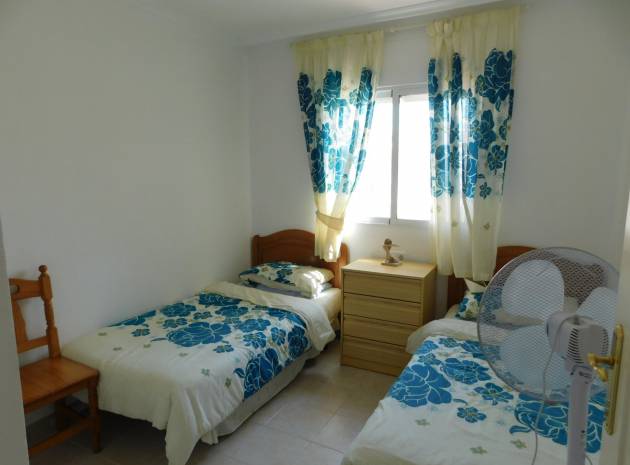 Resale - Villa - Playa Flamenca - avalon